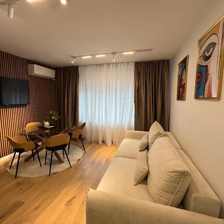 Urban Symphony Atheneum Appartement Bucarest